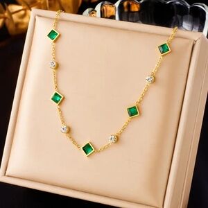 Elegant Gold and Green Necklace